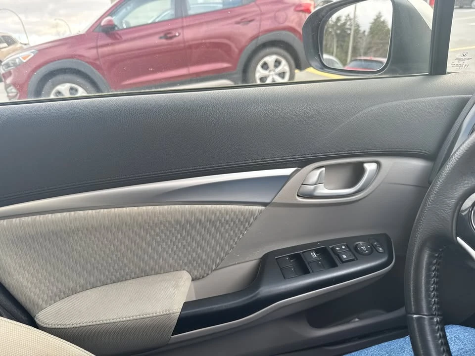 2015 Honda Civic 9th Gen - Image 10 of 19