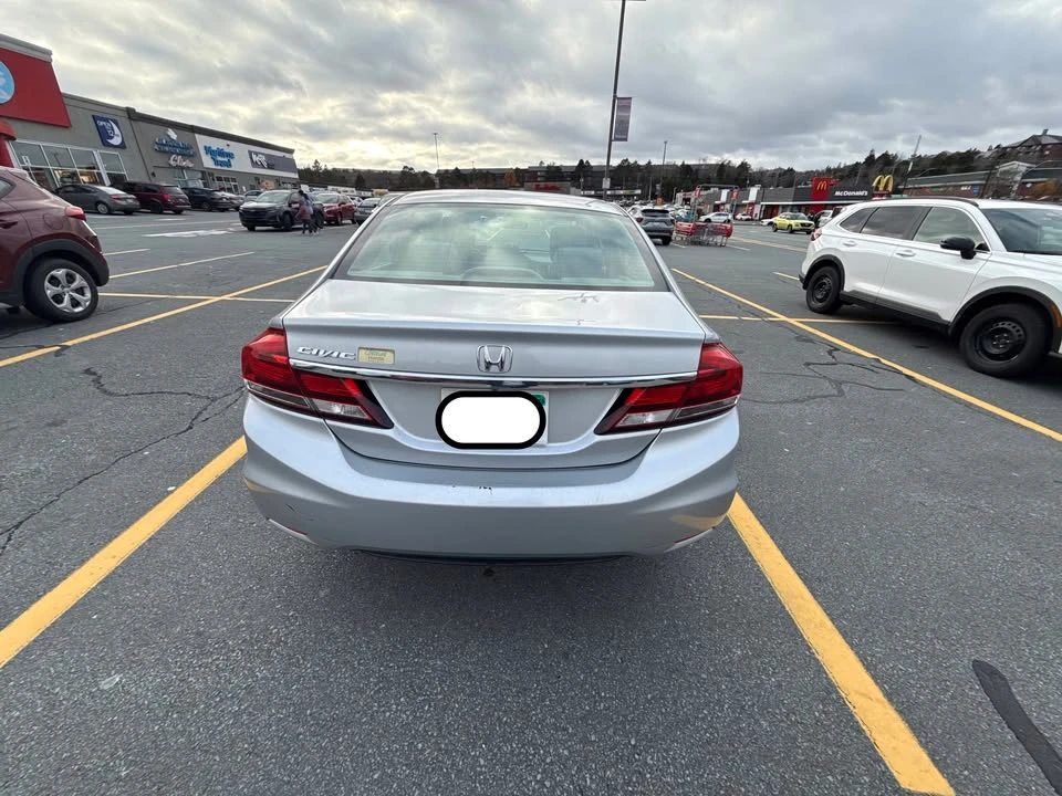 2015 Honda Civic 9th Gen - Image 3 of 19