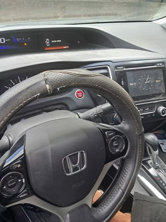 2015 Honda Civic 9th Gen - Image 9 of 9
