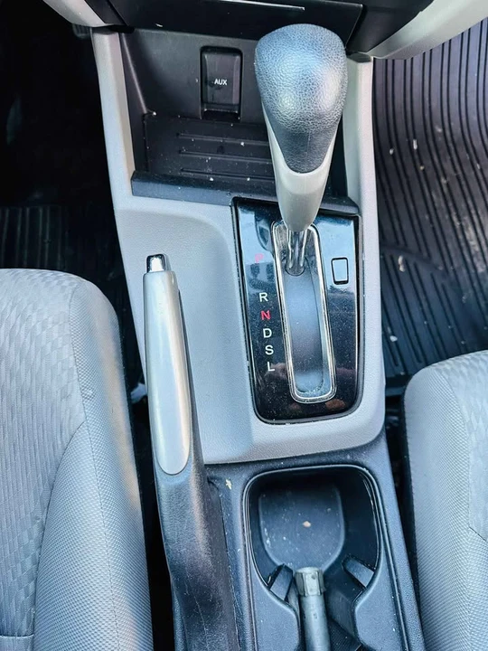 2015 Honda Civic 9th Gen - Image 10 of 13