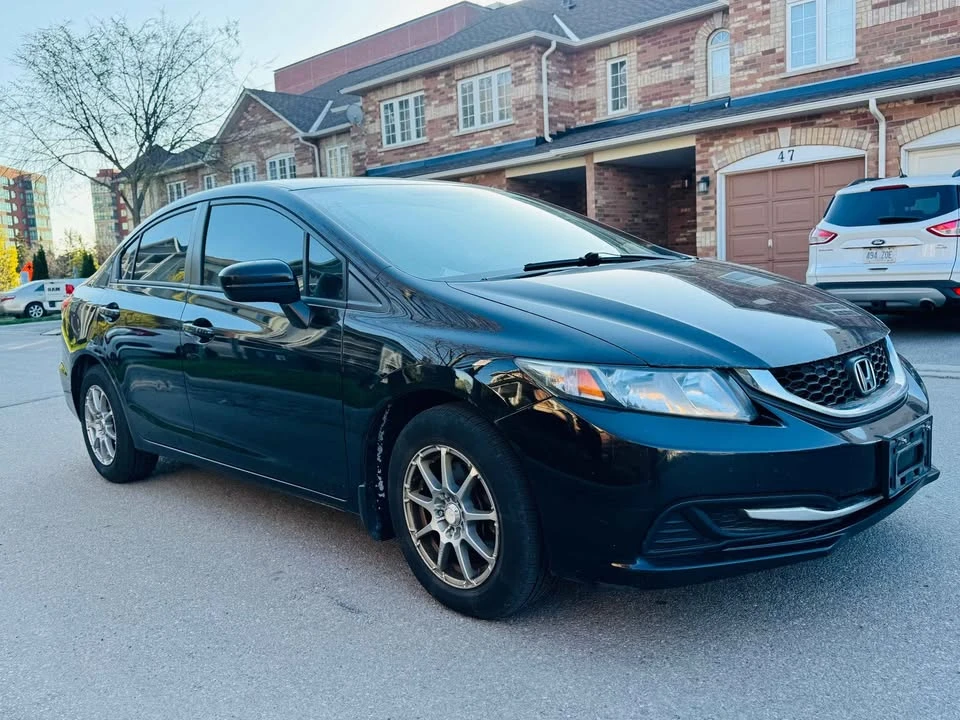 2015 Honda Civic 9th Gen - Image 6 of 13