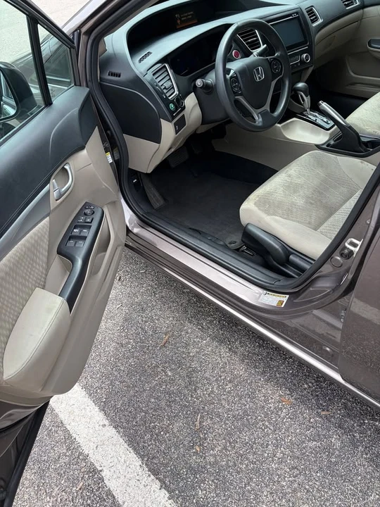 2015 Honda Civic 9th Gen - Image 8 of 15
