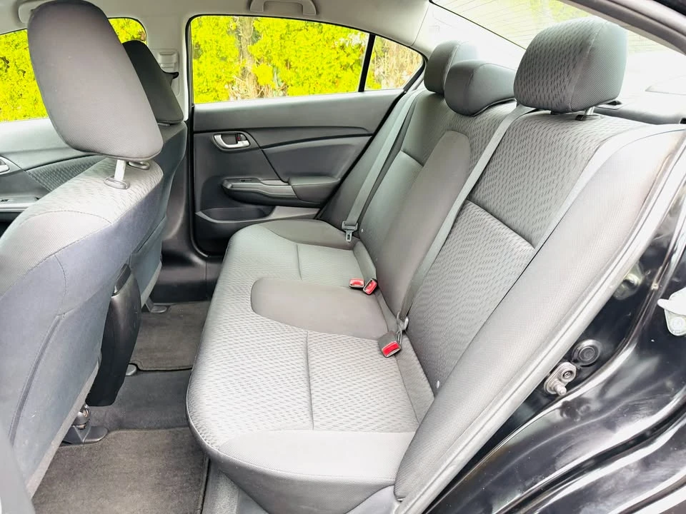 2015 Honda Civic 9th Gen - Image 11 of 16
