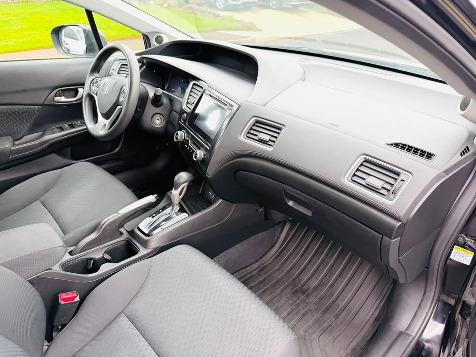 2015 Honda Civic 9th Gen - Image 6 of 16