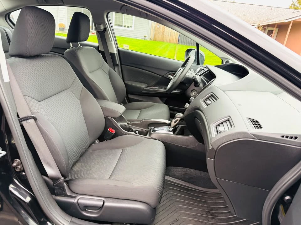 2015 Honda Civic 9th Gen - Image 7 of 16