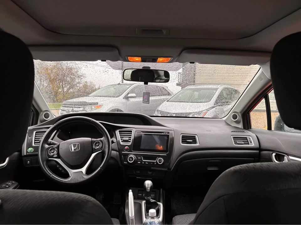 2015 Honda Civic 9th Gen - Image 11 of 18