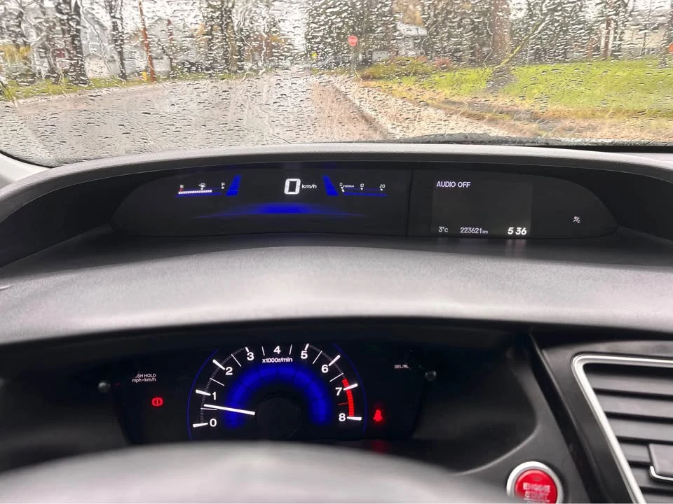 2015 Honda Civic 9th Gen - Image 9 of 18