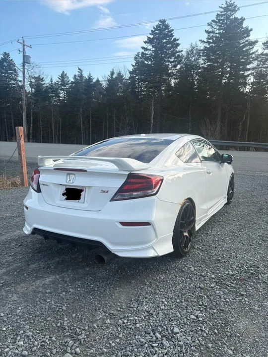 2015 Honda Civic 9th Gen - Image 3 of 8