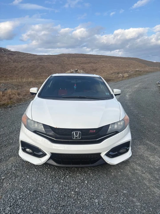 2015 Honda Civic 9th Gen - Image 5 of 8