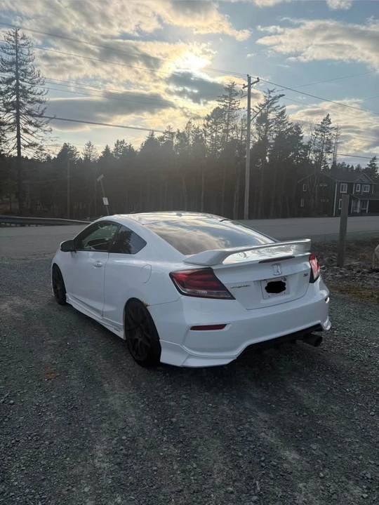 2015 Honda Civic 9th Gen - Image 2 of 8