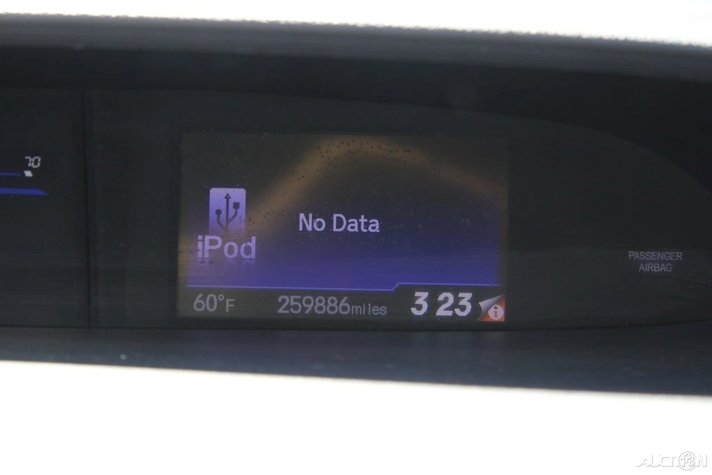 2015 Honda Civic 9th Gen - Image 18 of 21