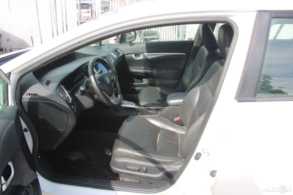 2015 Honda Civic 9th Gen - Image 15 of 21