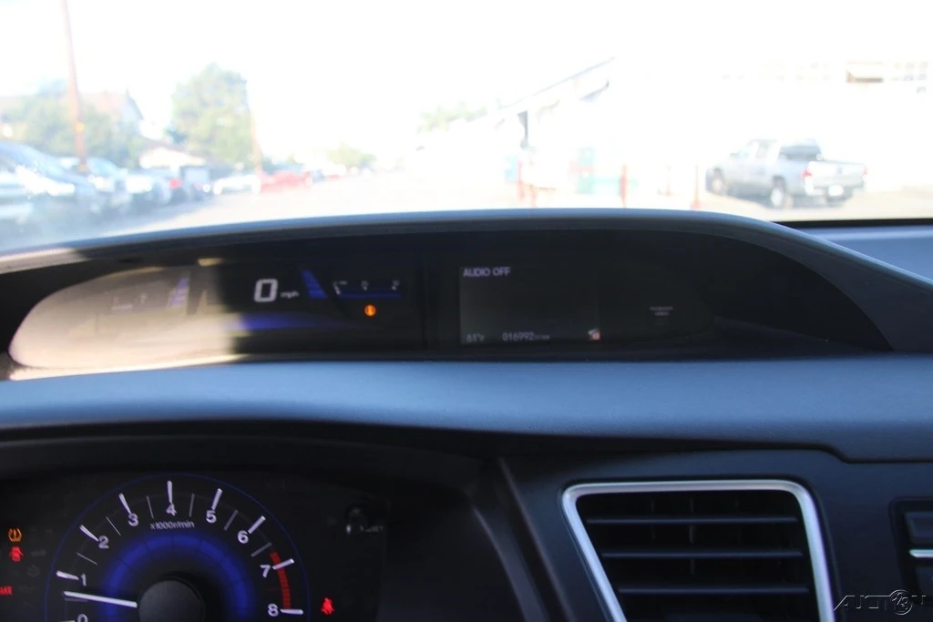 2015 Honda Civic 9th Gen - Image 16 of 21