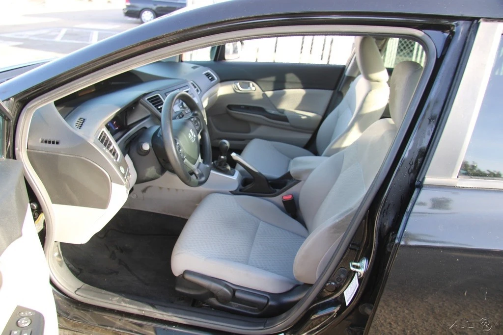 2015 Honda Civic 9th Gen - Image 14 of 21