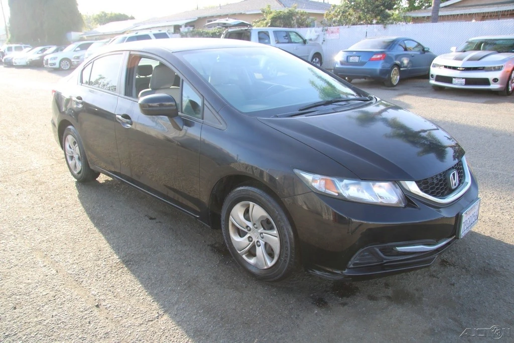 2015 Honda Civic 9th Gen - Image 10 of 21