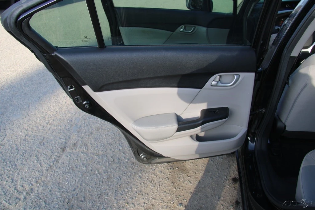 2015 Honda Civic 9th Gen - Image 21 of 21