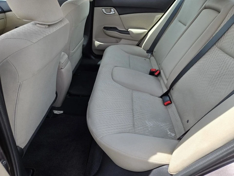 2015 Honda Civic 9th Gen - Image 8 of 19