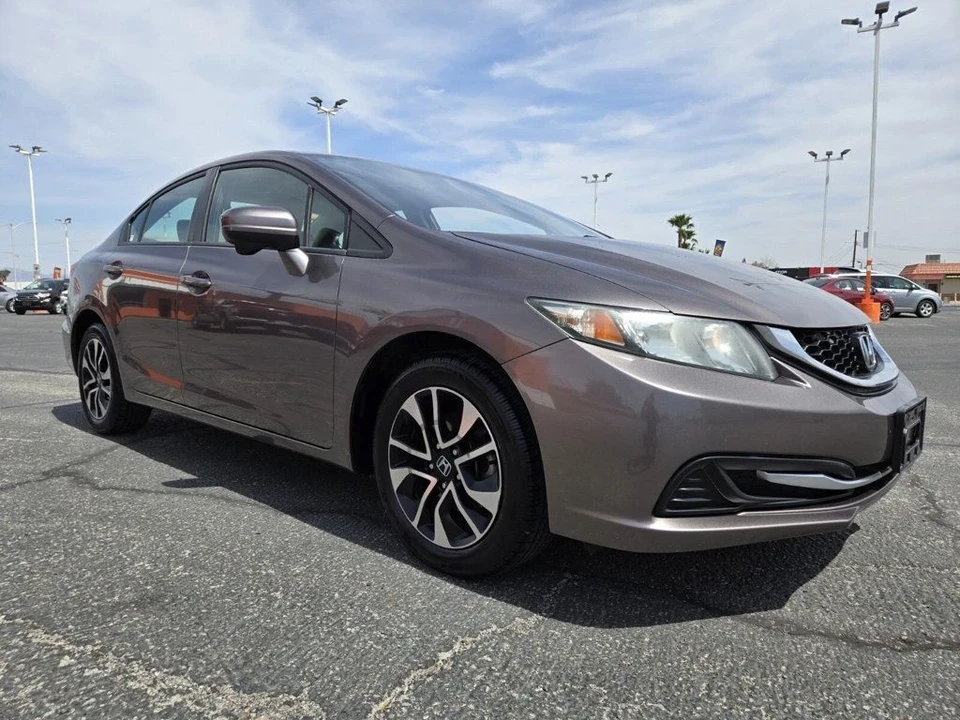 2015 Honda Civic 9th Gen - Image 4 of 19