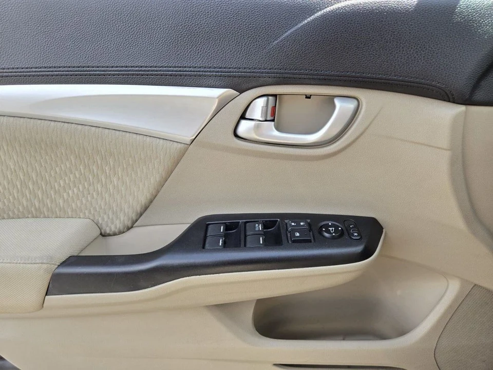 2015 Honda Civic 9th Gen - Image 15 of 19