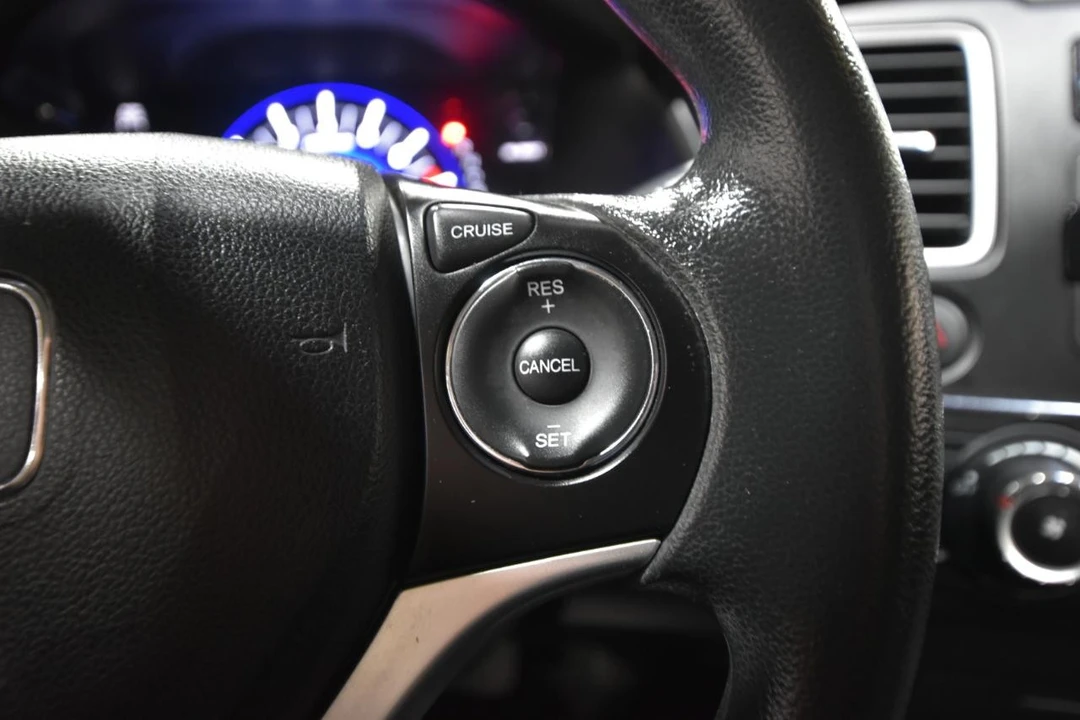 2015 Honda Civic 9th Gen - Image 15 of 21