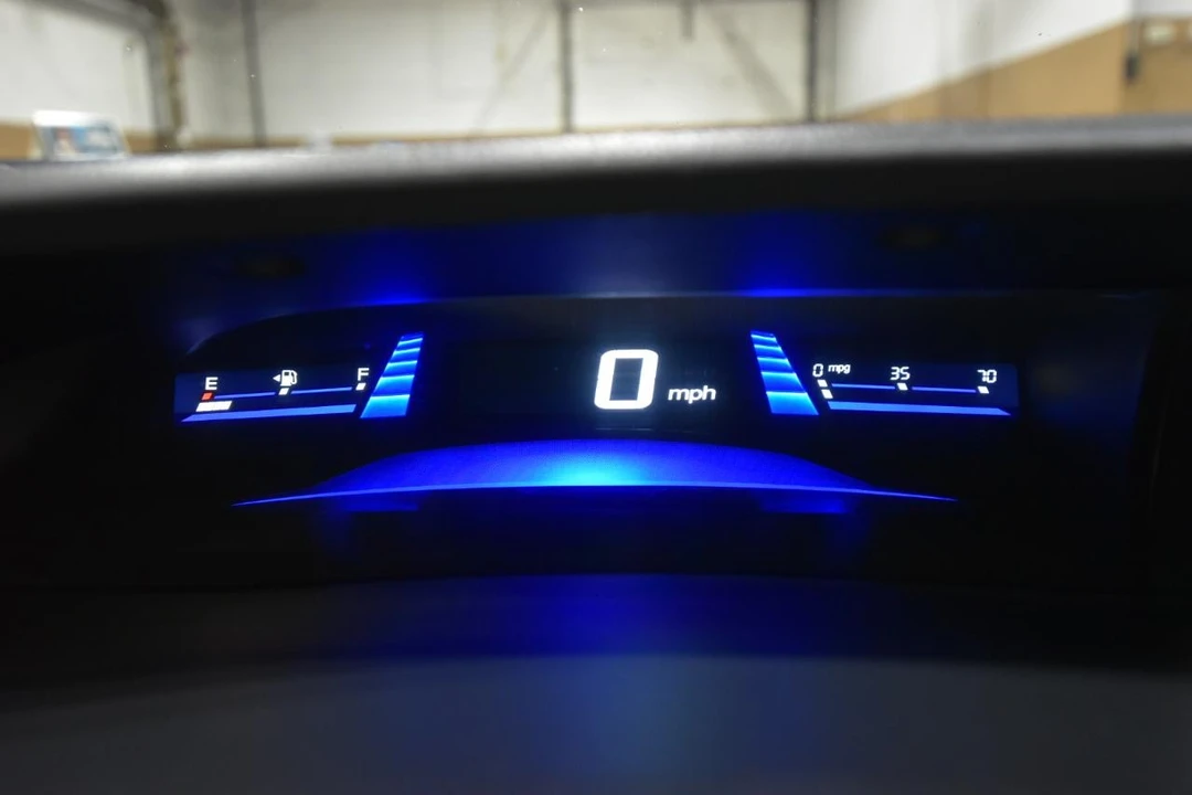 2015 Honda Civic 9th Gen - Image 17 of 21
