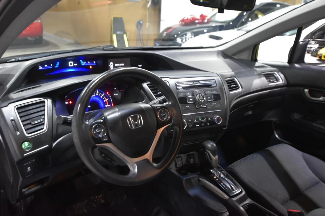 2015 Honda Civic 9th Gen - Image 11 of 21