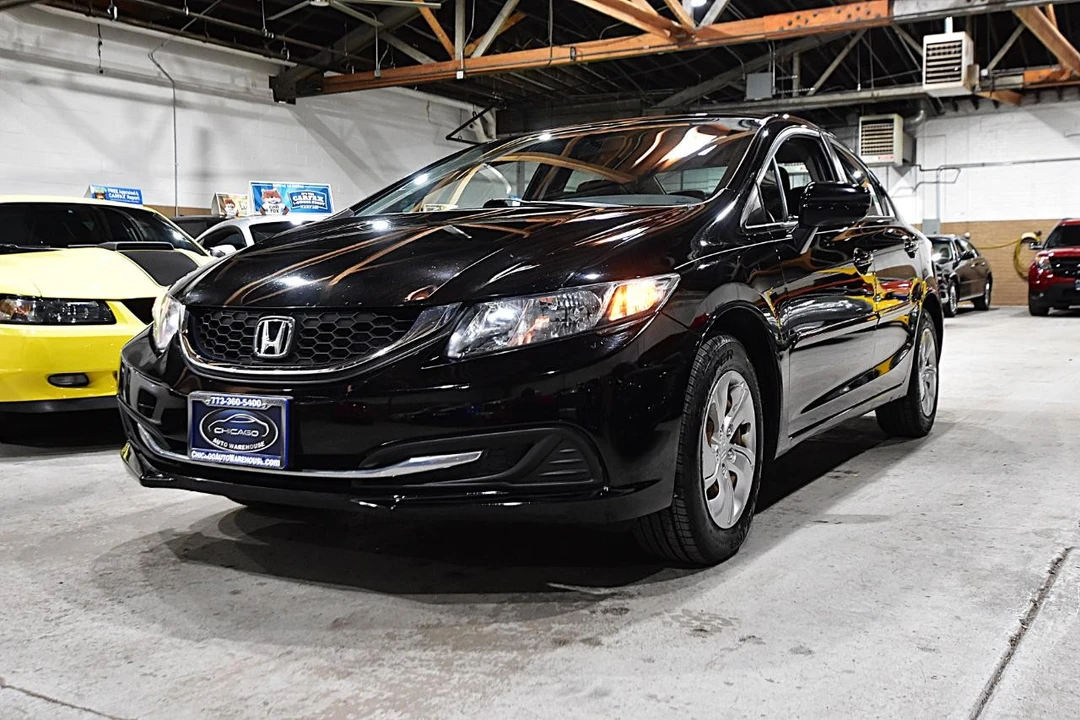 2015 Honda Civic 9th Gen - Image 3 of 21