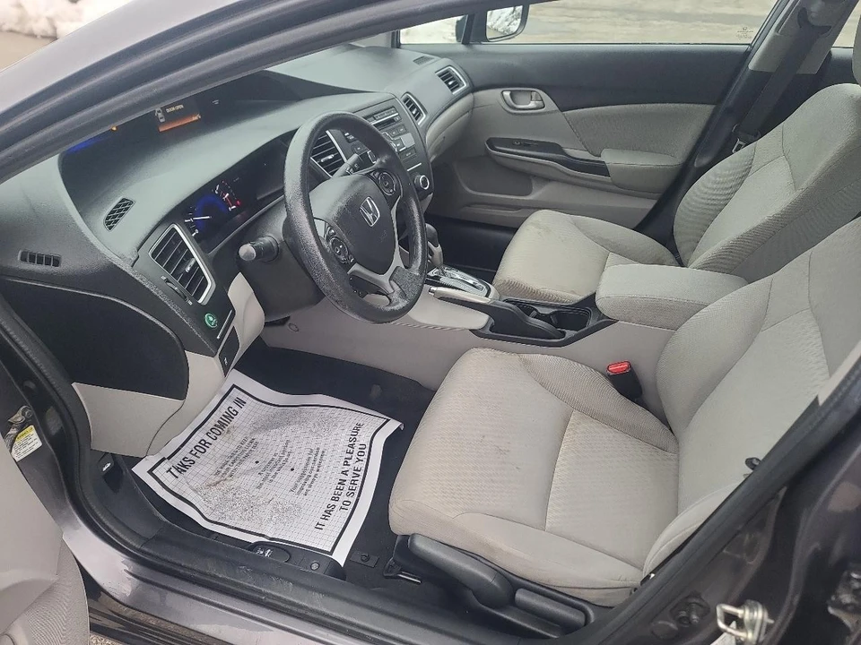 2015 Honda Civic 9th Gen - Image 10 of 21