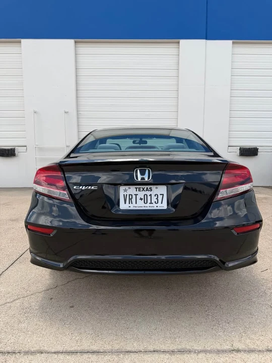 2015 Honda Civic 9th Gen - Image 2 of 8