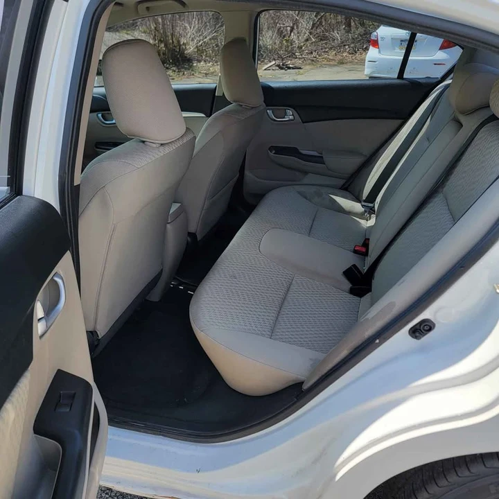 2015 Honda Civic 9th Gen - Image 4 of 5