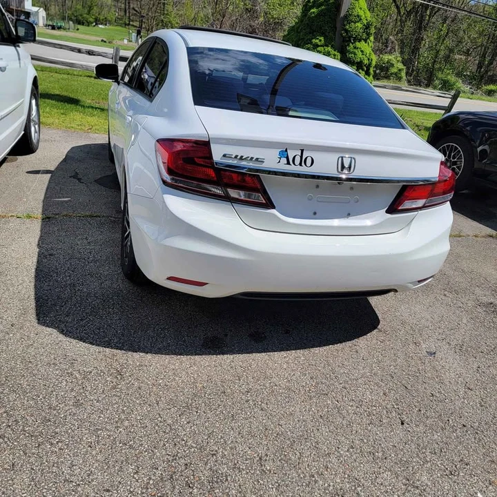 2015 Honda Civic 9th Gen - Image 5 of 5