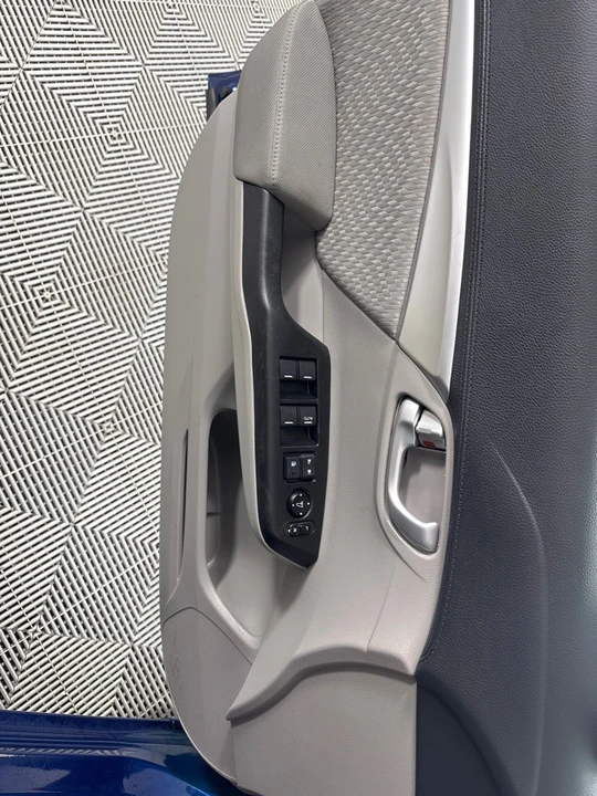 2015 Honda Civic 9th Gen - Image 10 of 12