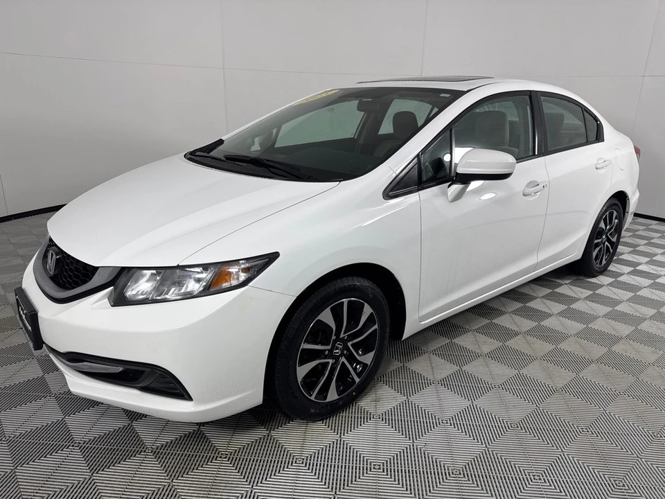 2015 Honda Civic 9th Gen - Image 10 of 12