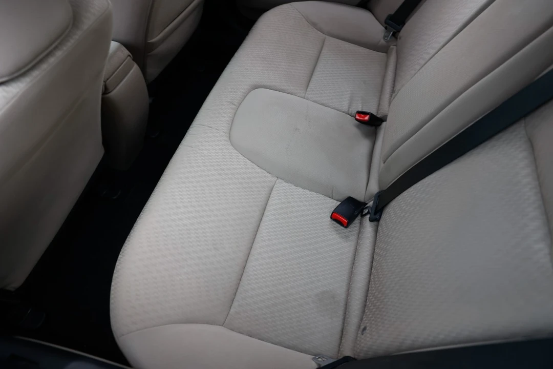 2015 Honda Civic 9th Gen - Image 10 of 12