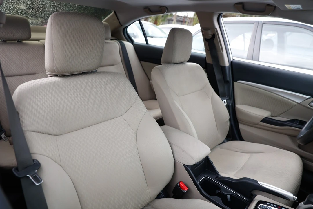 2015 Honda Civic 9th Gen - Image 18 of 21