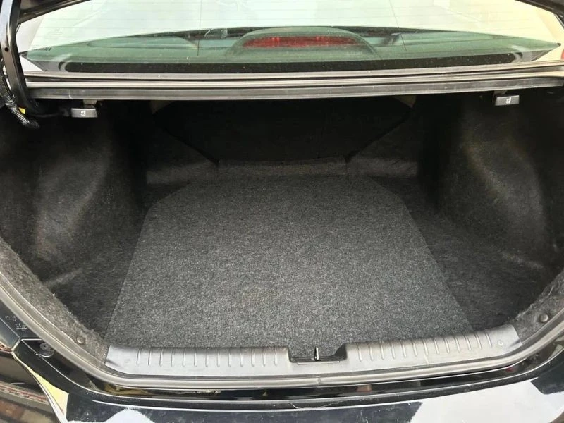 2015 Honda Civic 9th Gen - Image 11 of 12
