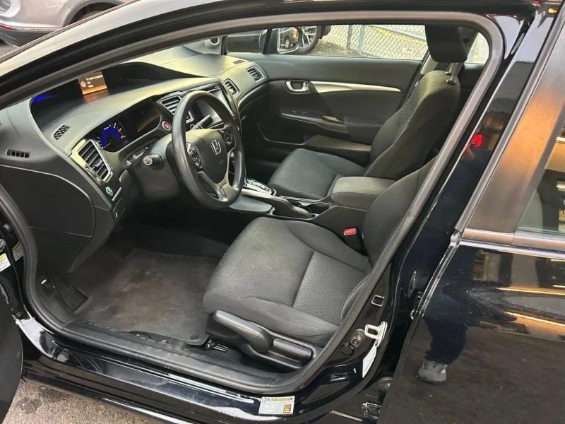 2015 Honda Civic 9th Gen - Image 9 of 12