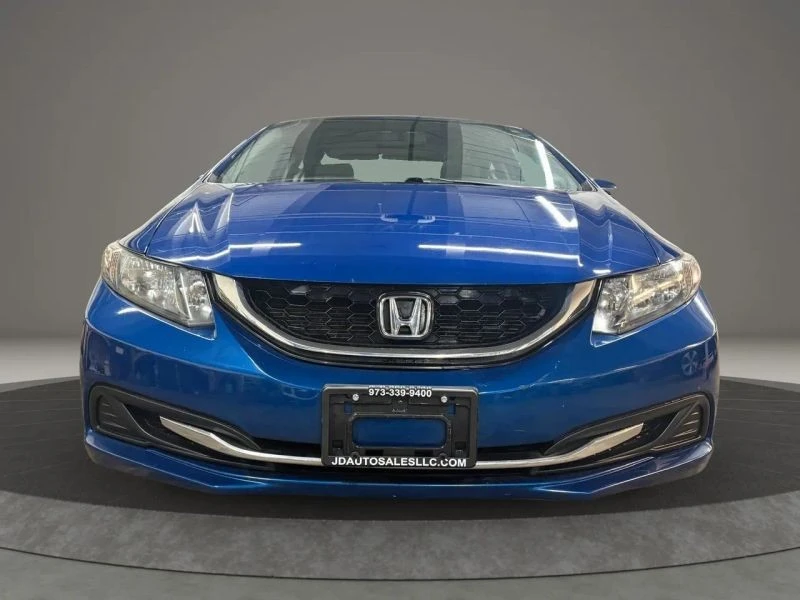 2015 Honda Civic 9th Gen - Image 3 of 12