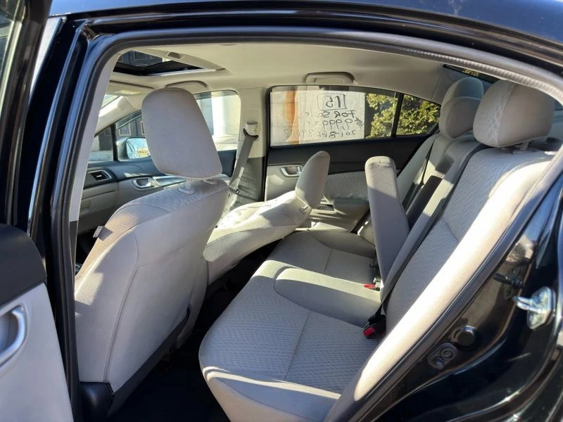 2015 Honda Civic 9th Gen - Image 9 of 12