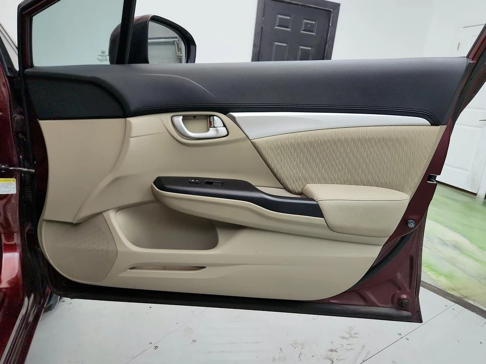 2015 Honda Civic 9th Gen - Image 27 of 31
