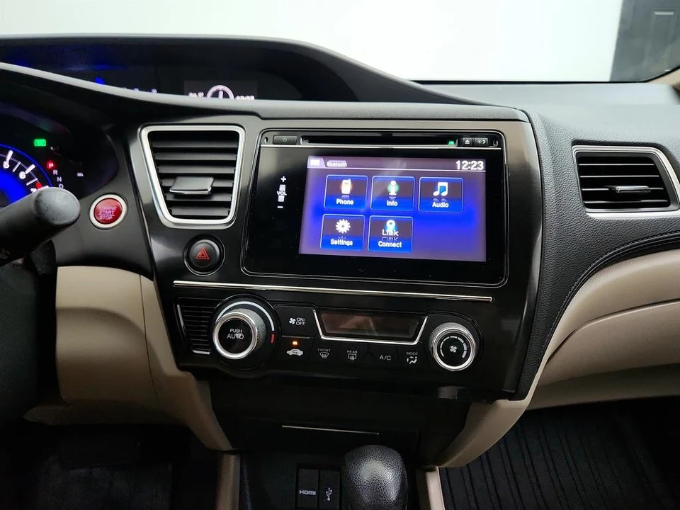 2015 Honda Civic 9th Gen - Image 20 of 31