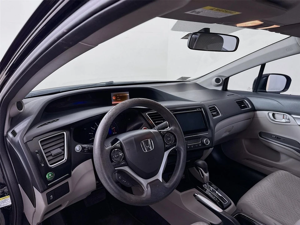 2015 Honda Civic 9th Gen - Image 9 of 14