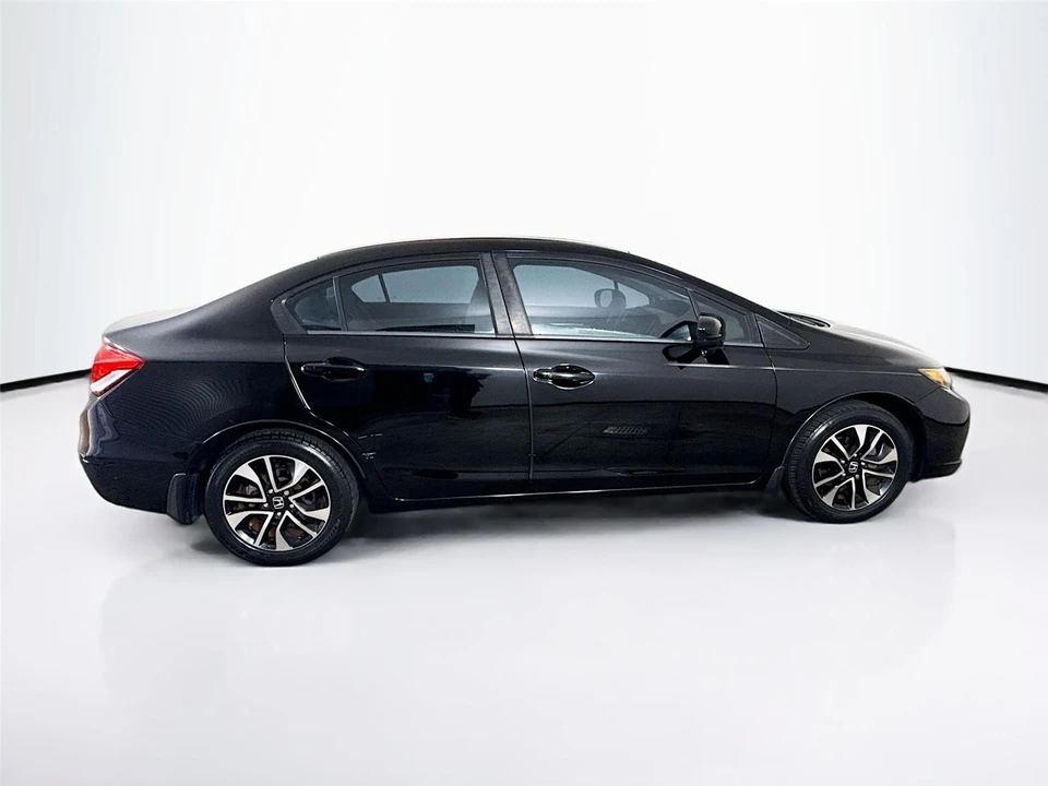 2015 Honda Civic 9th Gen - Image 8 of 14