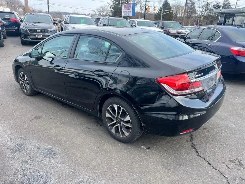 2015 Honda Civic 9th Gen - Image 5 of 12