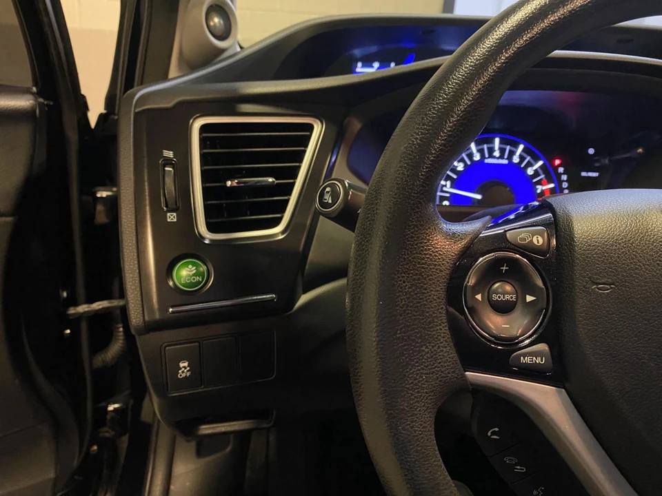 2015 Honda Civic 9th Gen - Image 12 of 21