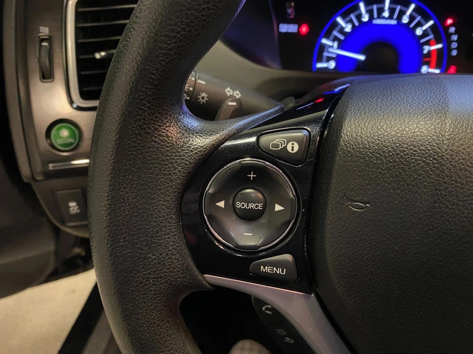 2015 Honda Civic 9th Gen - Image 13 of 21