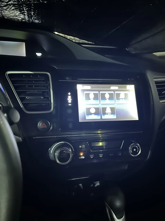 2015 Honda Civic 9th Gen - Image 4 of 5