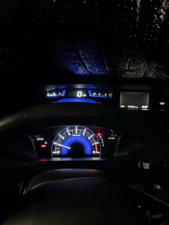 2015 Honda Civic 9th Gen - Image 3 of 5