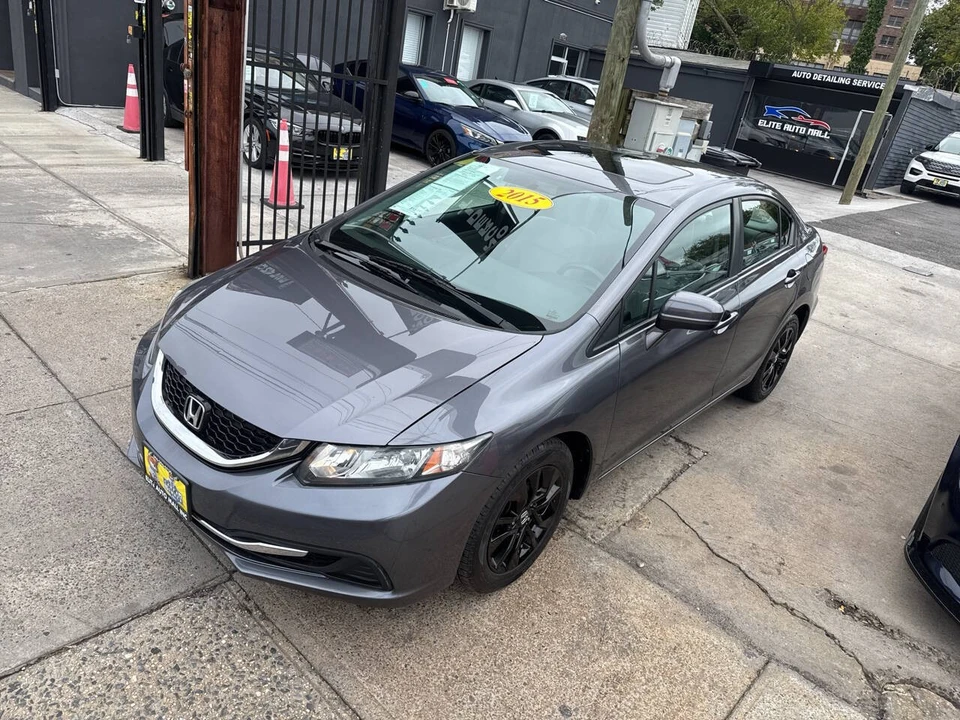 2015 Honda Civic 9th Gen - Image 9 of 21
