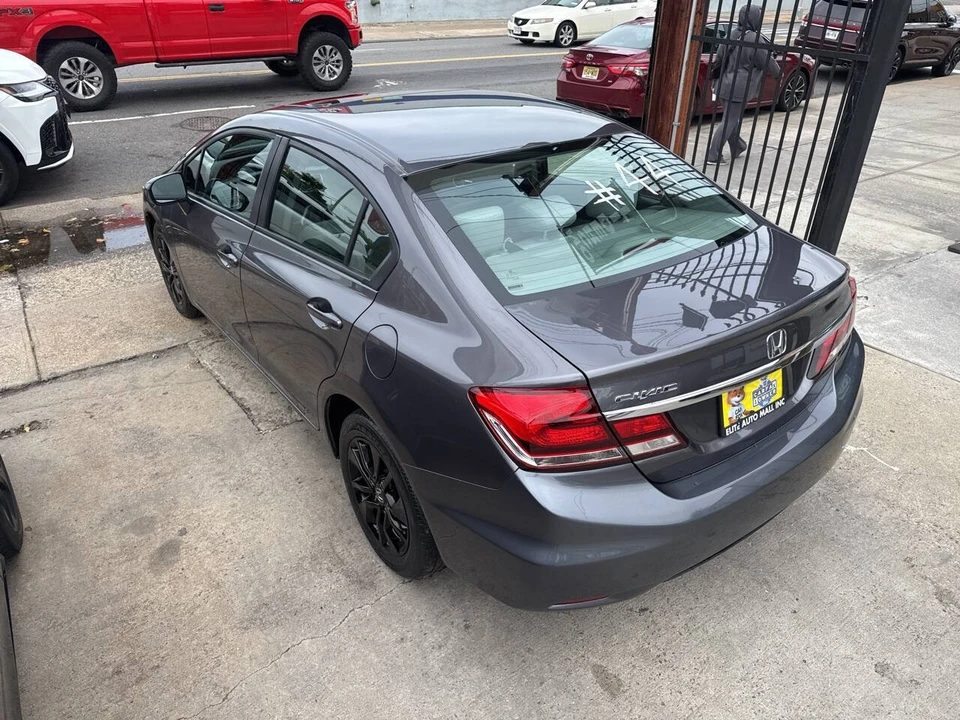 2015 Honda Civic 9th Gen - Image 10 of 21